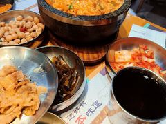 -老炉家木炭烤肉(长江国际店)