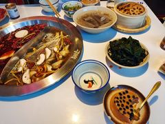 -卤校长重庆火锅(国兴店)