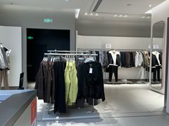 -URBAN REVIVO(西安Momopark店)