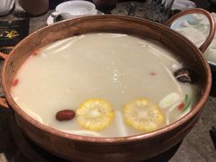 -三人行骨头王火锅(长寿店)