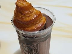 可颂巧克力拿铁-NUDAKE(HAUS NOWHERE店)