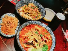 -粉家柳州螺蛳粉(杨宅路店)