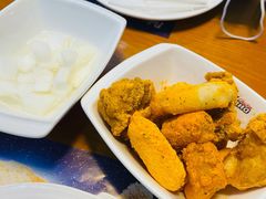 摇滚三宝-Pelicana百利家炸鸡(江南西名店城店)