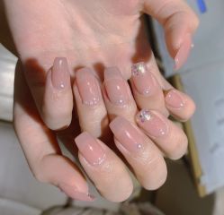 -EAST日式美甲美睫沙龙