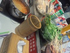 -百品聚旋转火锅(号外店)