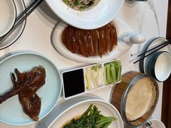 -梅利汴京烤鸭•开封豫菜地标店(东司门店)