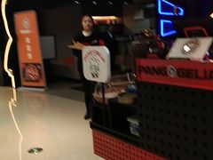 -胖哥俩肉蟹煲(长沙高铁吾悦广场店)