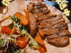 -The Cheebat 锌吧·Bistro(体育西店)