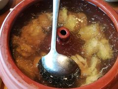 -云海肴·汽锅鸡·云南菜(天山百盛优客店)