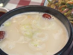 -益百岁牛尾汤(香山路店)