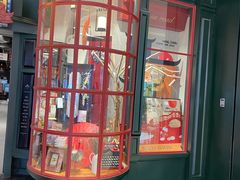 -SISYPHE BOOKS西西弗书店(龙湖滨江天街店)