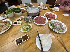 鲜牛展-吉友粥底火锅(方斜路店)