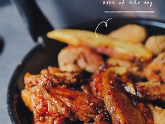 韩式炸鸡-MI WU FACTORY米屋美食工厂餐厅(绿地店)
