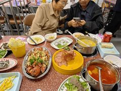 -四囍码头海鲜烧烤自助火锅(外滩南京东路悦荟广场店)