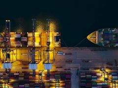 -DJI大疆(深圳华强北曼哈授权体验店)