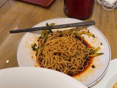 -严记小天府酸菜鱼(西四路店)