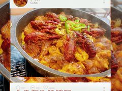 小龙虾牛鱿鲜焖锅-小鳌陪你小排档·四季小龙虾·田鸡·宵夜(中央第五街店)