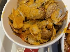 金沙酱花甲-何记花甲(卓悦汇旗舰店)