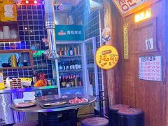 等位区-釜山火炉·海鲜烤肉(紫藤路店)