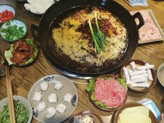 -周幺妹重庆老火锅(银泰城总店)