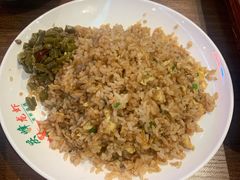 牛肉蛋炒饭-庆峰龙虾烧烤(合肥一店)