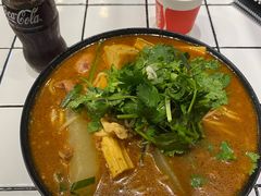 -肥汁米蘭香港米线(长宁来福士店)