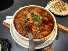 麻婆脑花烧豆腐-古市香跷脚牛肉·非遗传承单位