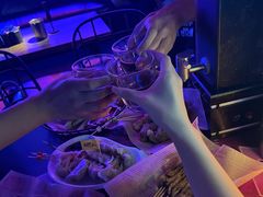-UP嘻哈酒吧(粉巢店)