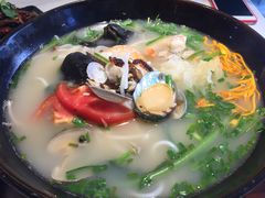 -蒙小妹骨汤饭.米线(新光路店)