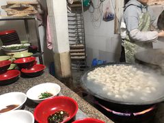 -张阿三馄饨店