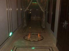 -花湖会所·高端水疗商务泡浴SPA(高新店)