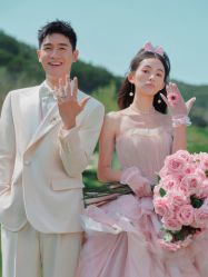 -喜爱高定婚纱摄影