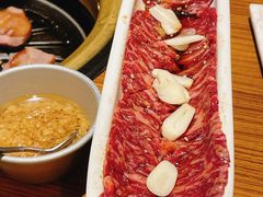 -炼火烤肉店