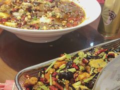 -那家老院子东北菜·饺子·小鸡炖蘑菇(艳华街店)