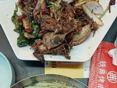 -许哥东北烧烤·铁丳烤串·宫后夹肉(繁花中心店)