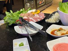 -木槿花韩式炭烤·熟成肉工坊(孙文东路店)