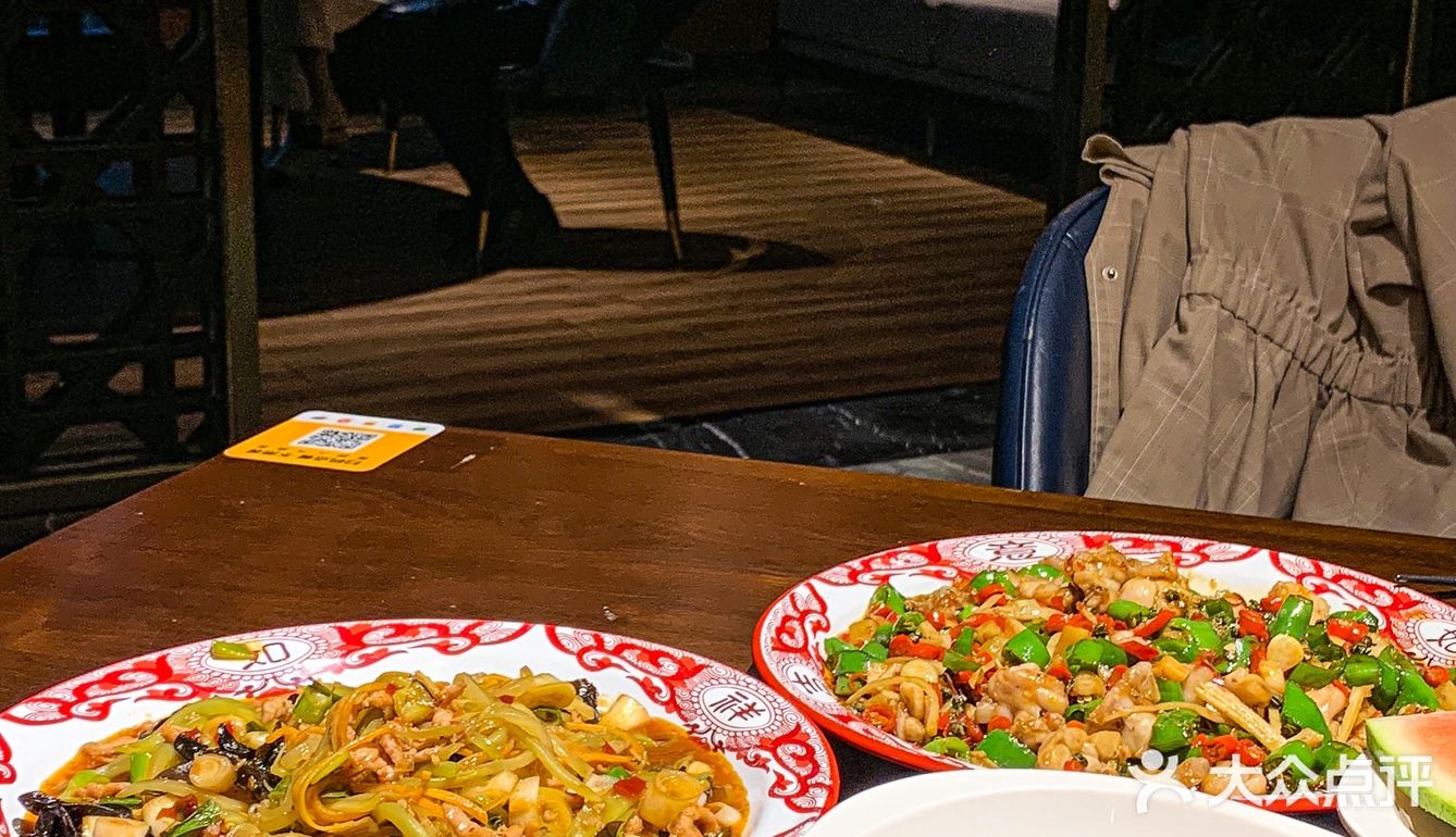 喜欢酸甜口鱼香肉丝就去这家川菜馆