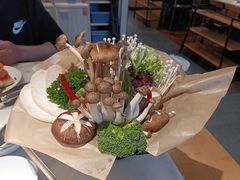 -煲宫猪肚鸡(晶品店)