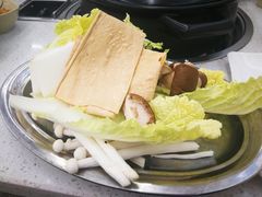 -牛知府云南菌汤鲜牛肉火锅(肖家湾店)