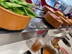 -龍歌自助小火锅(市北和达中心城店)