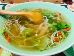 牛肉汤素粉-越弥越南传统美食馆