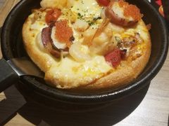 海鲜至尊比萨-必胜客(新中纬店)