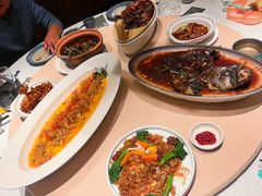 -八府香鸭·啫啫煲(华山路店)