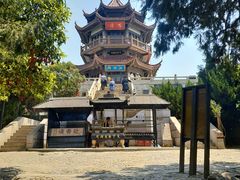 -灵岩山风景区