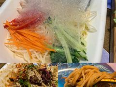 七彩泡沫鸡肉凉米线-雀舞云南菜(乐客城店)