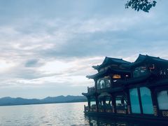 -杭州西湖银泰百货