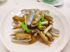 姜葱炒蛏子王-必点海鲜·海肠捞饭·鲅鱼水饺(滨江道店)