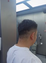 -米可造型烫发染发