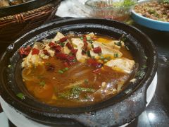 特色豆腐肥肠煲-明小茂中式私房餐厅