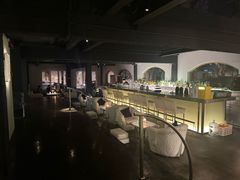 -穹六人间 people 6(岳阳路店)